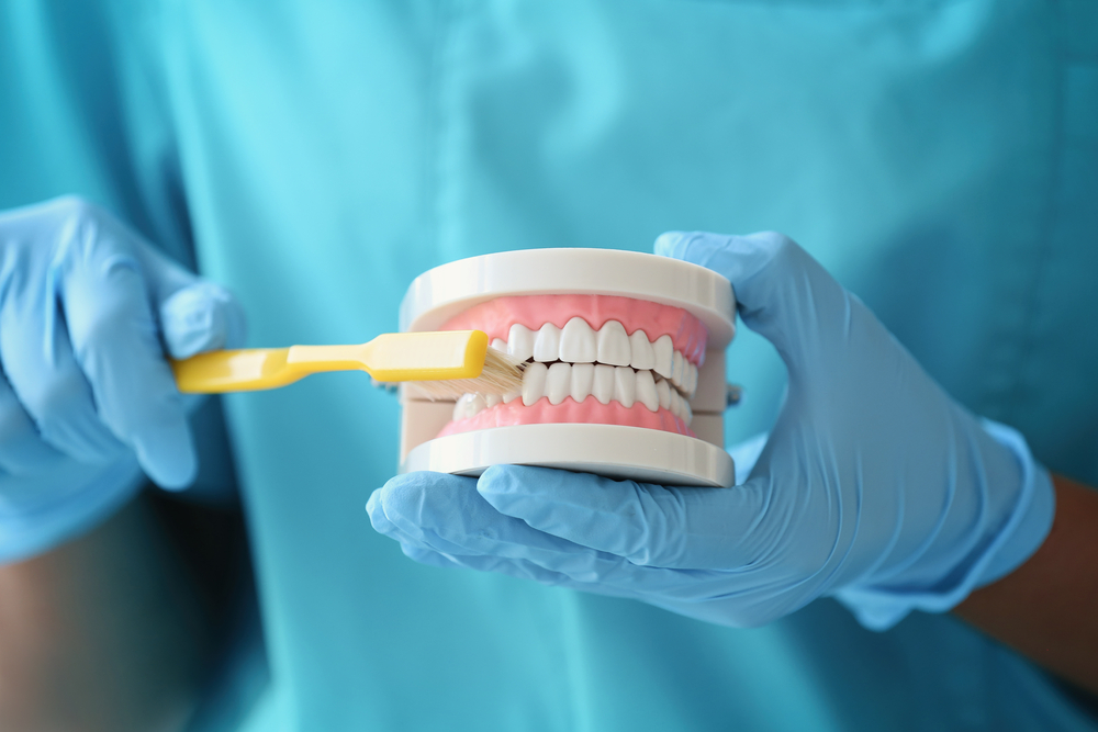 Kompleksowe leczenie dentystyczne – znajdź ścieżkę do zdrowych i atrakcyjnego uśmiechu.