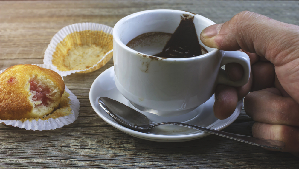 Czar Świtu : Odkrywamy Sekrety Kawy – Od Rośliny przez Palarnię aż po Twoją Kubek Pełną Aromatu.
